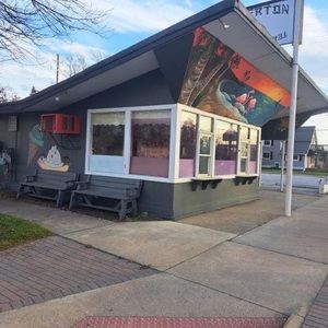 Meet your Posher, Debra